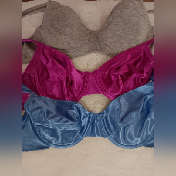 X3 Satin Bra Set.  Size 34C. - Picture 2 of 3